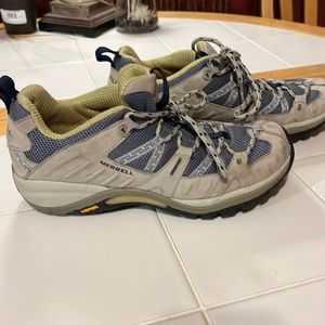 Merrell running shoes. 7.5